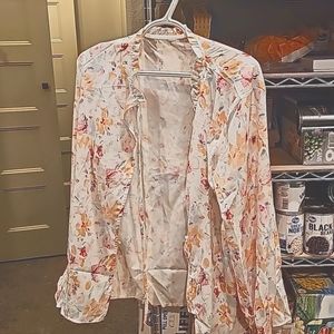 I'm selling a long sleeve plus